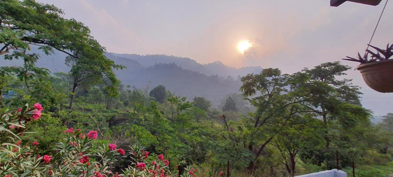 Karthik Resorts Nainital Exterior foto